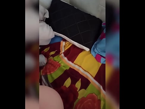 ❤️ Мојата цимерка останува сама дома затоа што маж и оди на одмор и ја користам приликата да ја ебам и да и го наполнам задникот со млеко ☑ Квалитетен секс кај нас ❌️